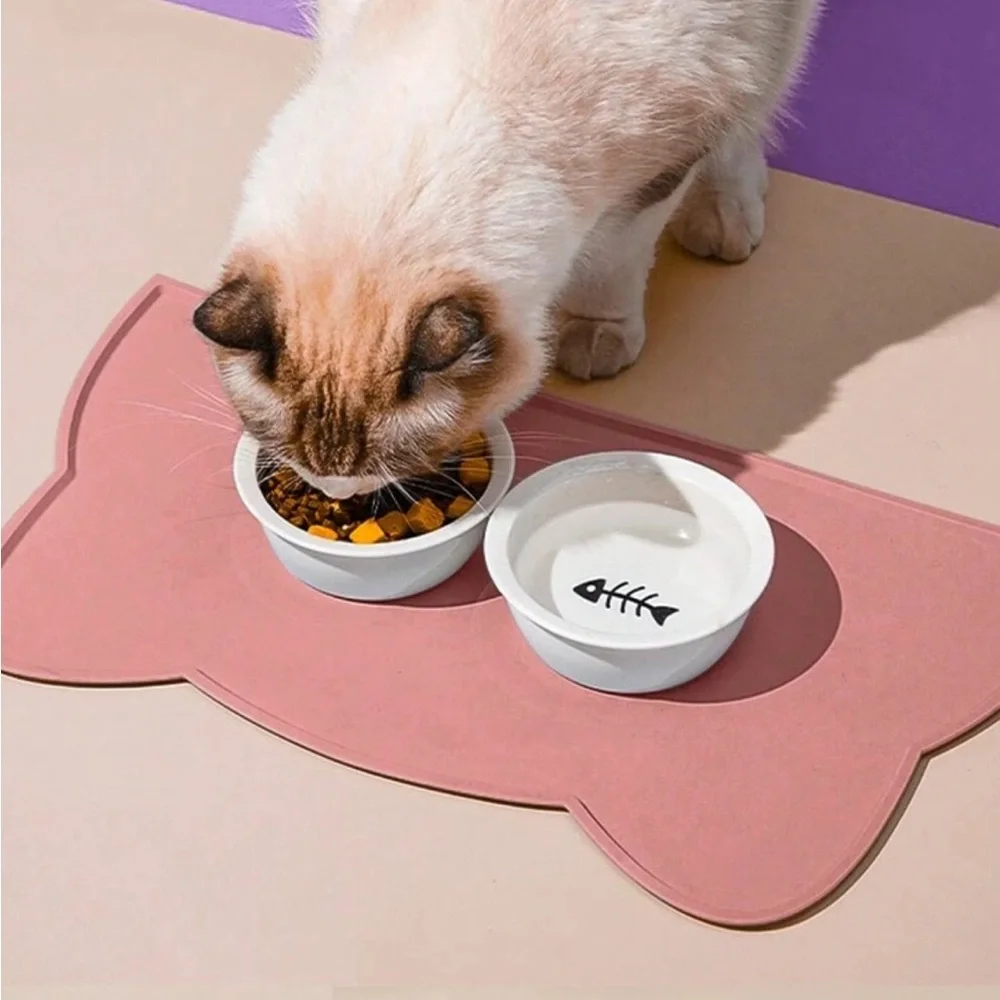 LIKE NEW! PINK SILICONE PET FEEDING MAT! NON-SLIP! WATERPROOF!